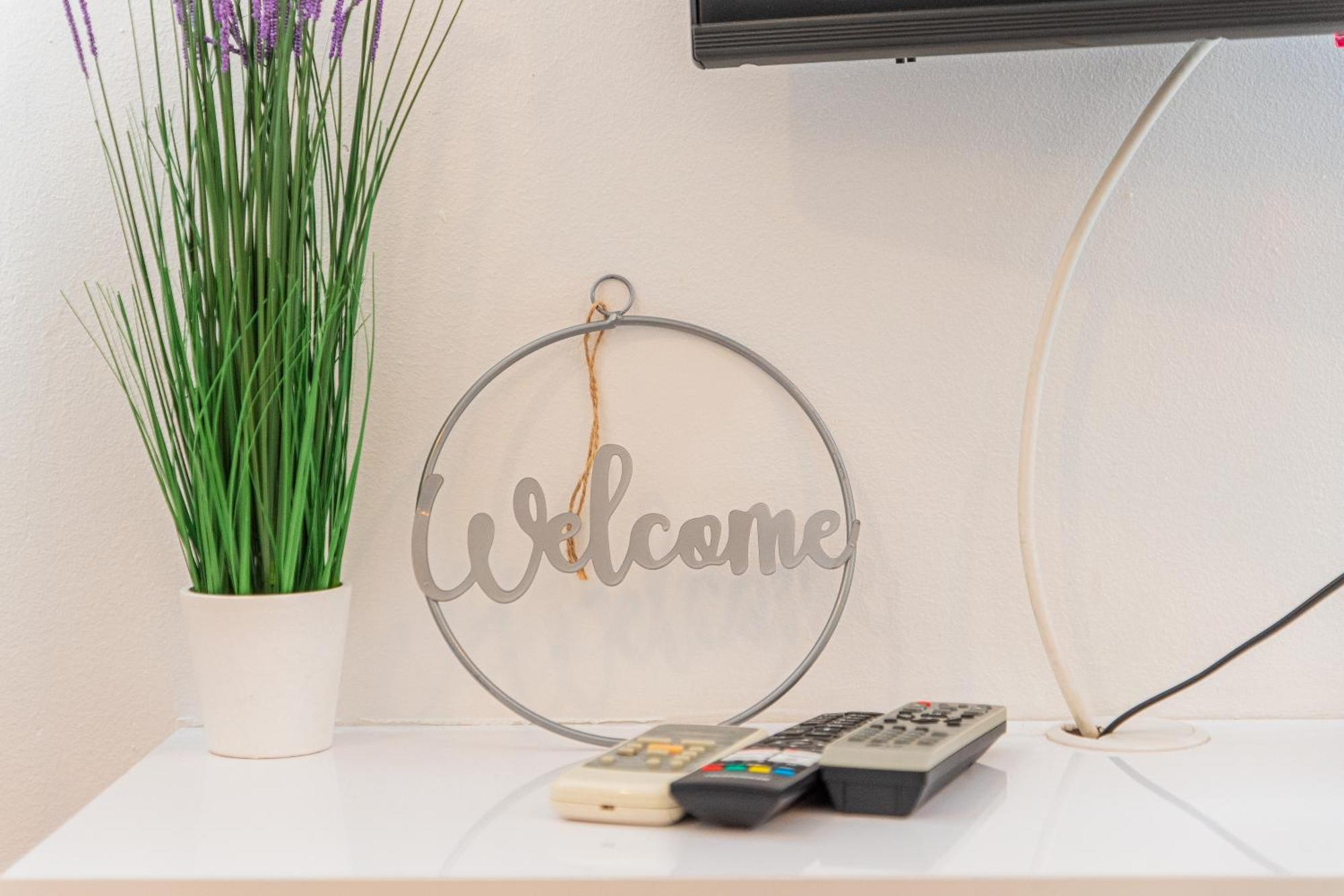 Flexible Selfcheckins 97 - - Garden - Parking- Loggia - 2 Bedrooms Apartment Zagreb